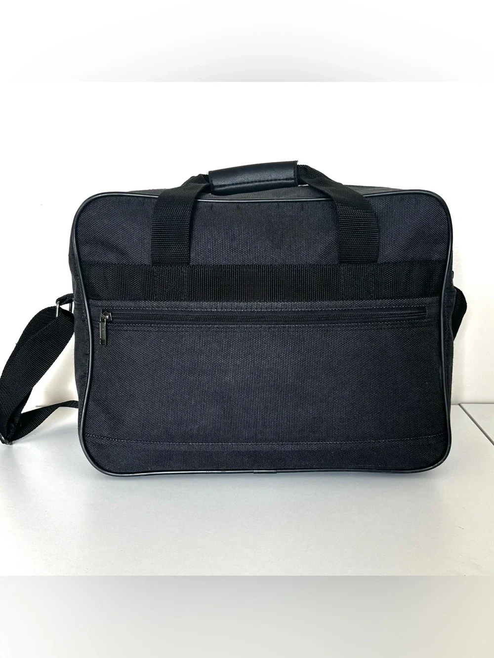 Vintage Jaguar Navy Blue Overnight Travel Shoulder Bag/Weekender/Carry-on